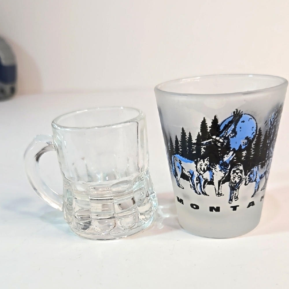 Set of 2 Vintage Shot Glasses Montana Wolf Design & Federal Mini Beer Mug